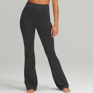 LULULEMON Groove Pant S High Rise Pant NULU ALIGN Leopard Camo Deep Coal Multi